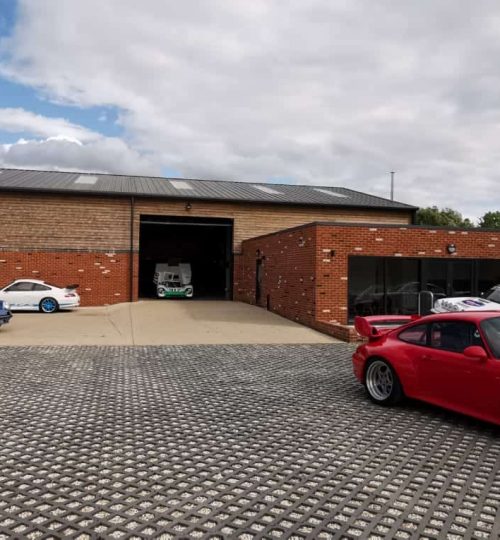 Specialist vehicle workshop Oxfordshire
